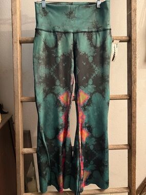 Tie-Dye Flare Leggings - Green Feather